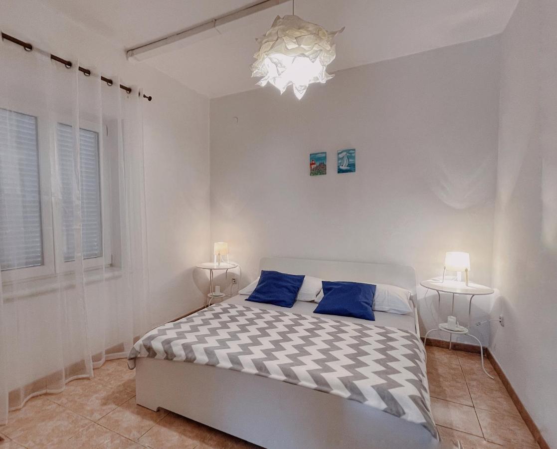 Apartments Zoricic Нови Винодолски Екстериор снимка